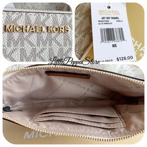 MICHAEL Michael Kors Bags - MICHAEL KORS JET SET WRISTLET MK VANILLA MICHAEL Michael Kors Bags - MICHAEL KORS JET SET WRISTLET MK VANILLA
